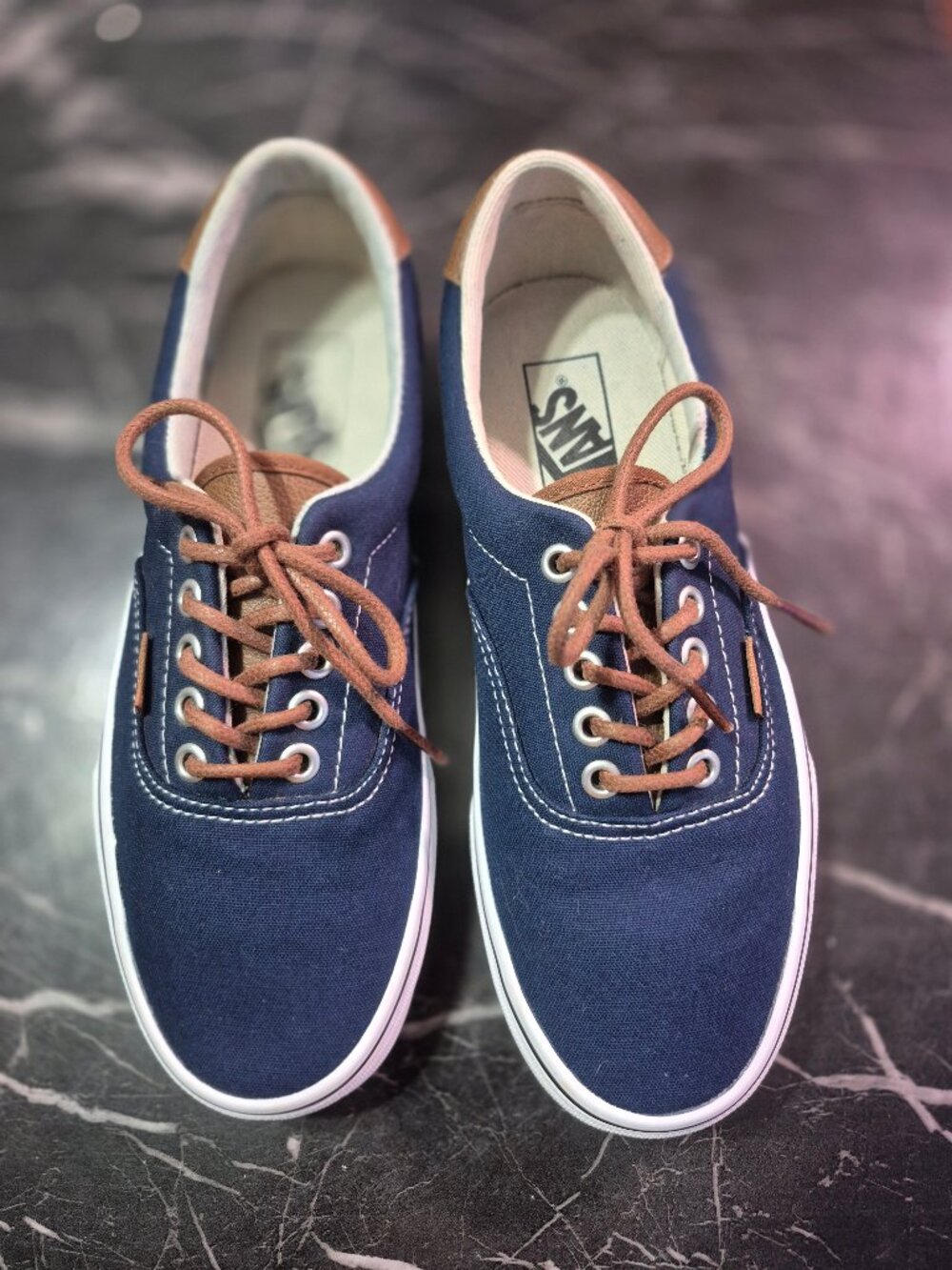Vans *off the wall* ,blue canvas/brown leather, Unisex. size 6 1/2 men ,8 women